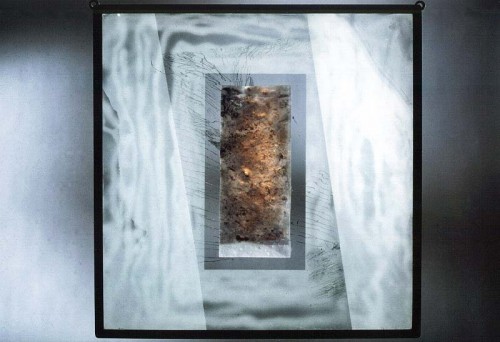 Fotograf: Nanna Büchert & Steffen Roland
Værk  titel: Arctic Dream 
Værk  type: Maleri 
Materiale: Sandblæst og malet glas i jernramme 
Størrelse: 50x50 cm. 
Færdiggjort: 1994 