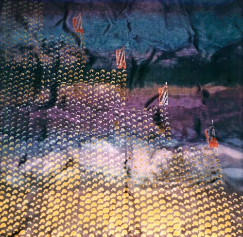 Fotograf: Eget foto
Værk  titel: Drømmeslottet 
Værk  type: Maleri 
Materiale: Maling på silke 
Størrelse: 90 x 90 cm 
Færdiggjort: 1994 