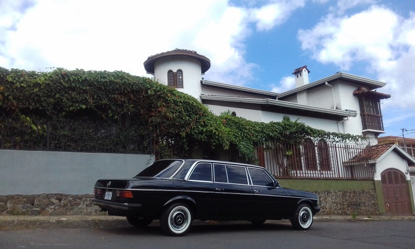 COSTA RICA LIMOUSINE AND MANSION.LWB LANG