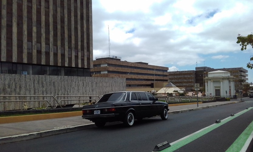 Edificio de Tribunales de Justicia en San José Centro COSTA RICA LIMOSINA