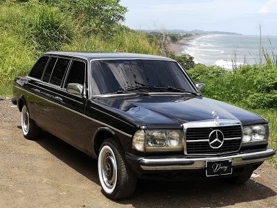 PLAYA HERMOSA COSTA RICA. MERCEDES W123 LANG